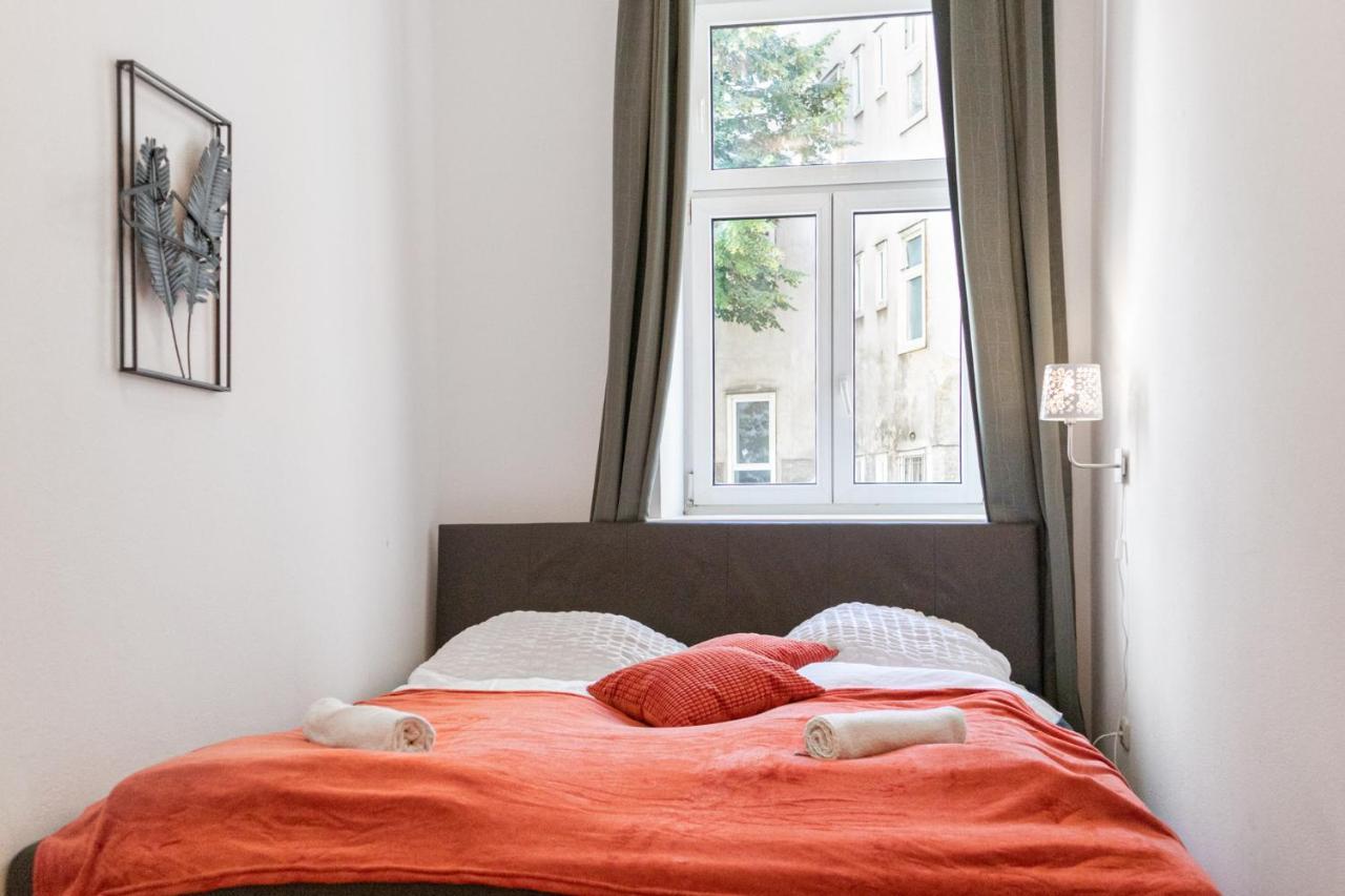 Welcoming 3Br Budget Apt. Well Connected Відень Екстер'єр фото